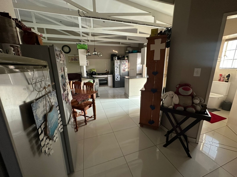 3 Bedroom Property for Sale in Waterval East North West